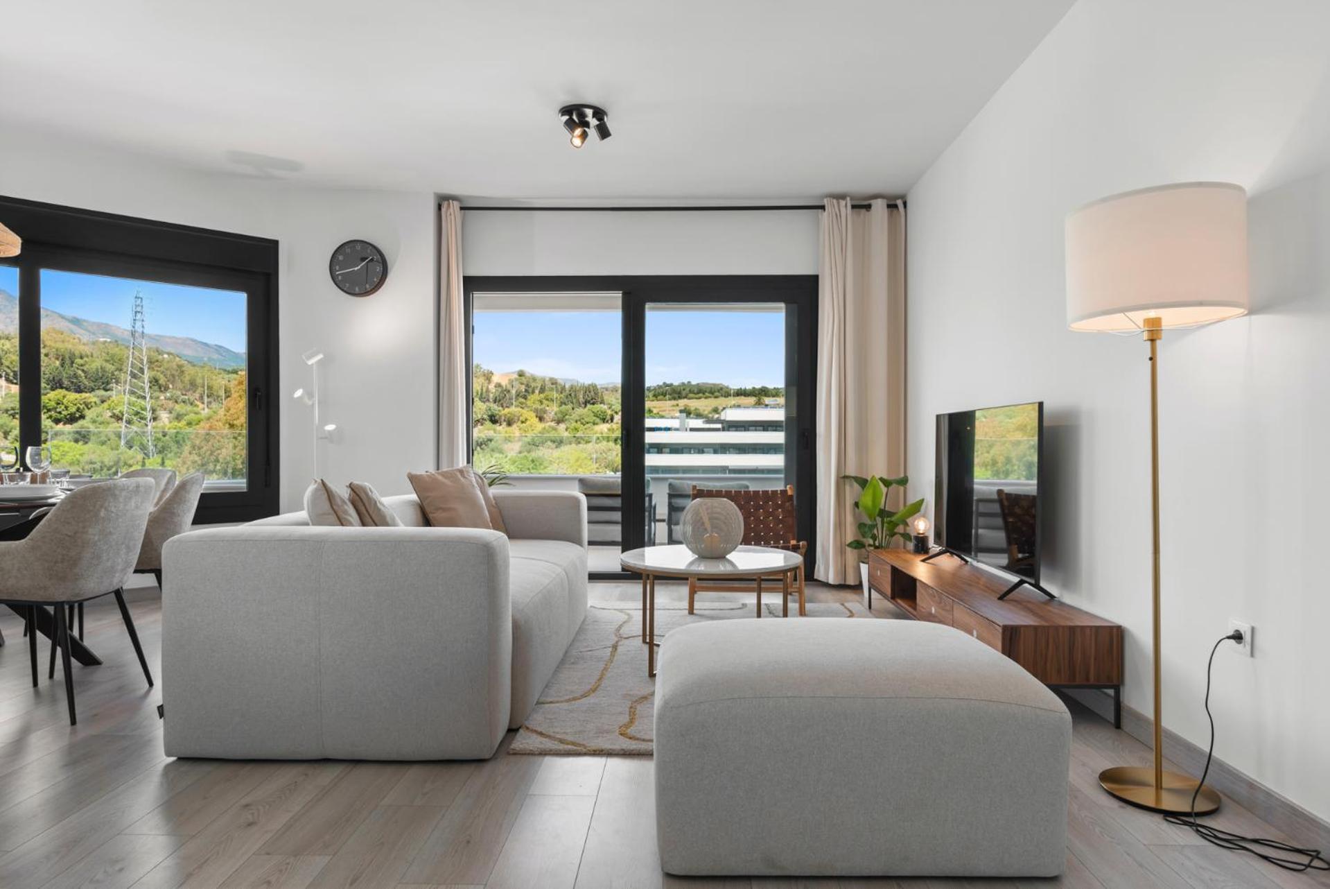 Casa Maddie - Panoramic View Penthouse Apartamento Estepona